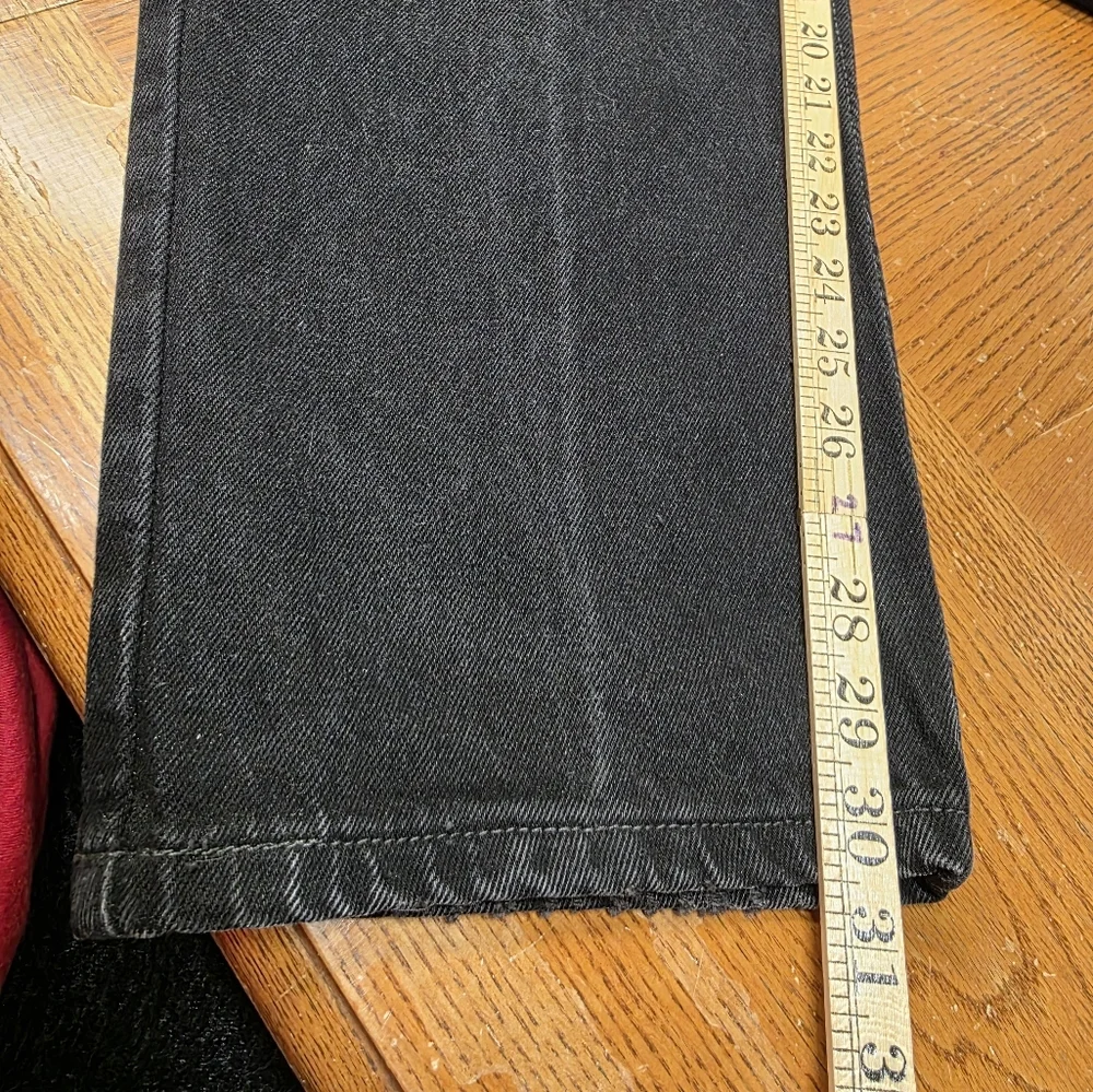Levi’s 550 Relaxed Fit Mens Black Denim Jeans Size 38x32 100% Cotton